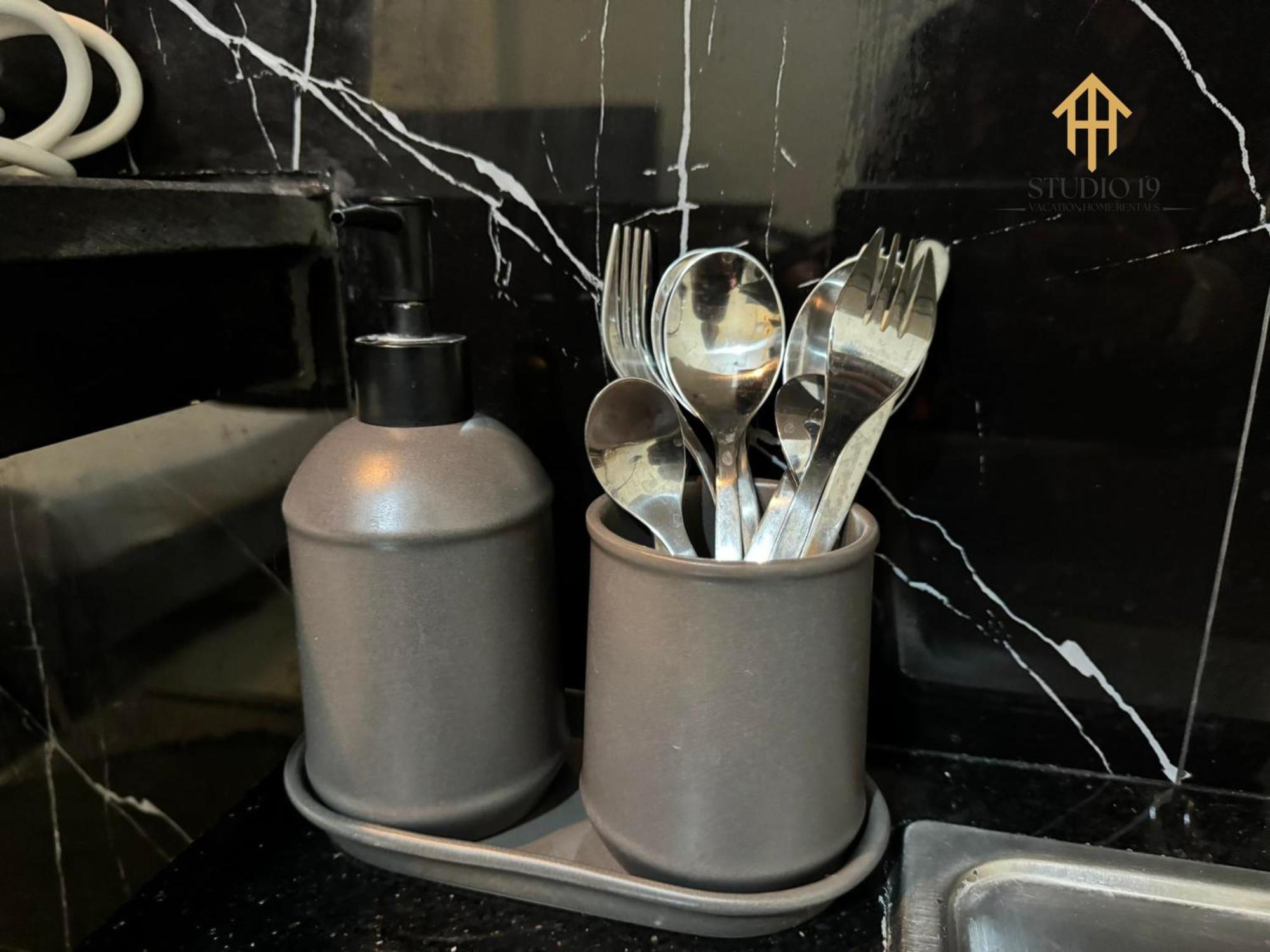 Modern Designed Studio Condo Near Ayala Centrio Cagayan de Oro Zewnętrze zdjęcie